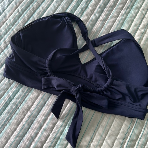 ATHLETA Halter Bikini Top Navy Large swim top - Picture 3 of 7